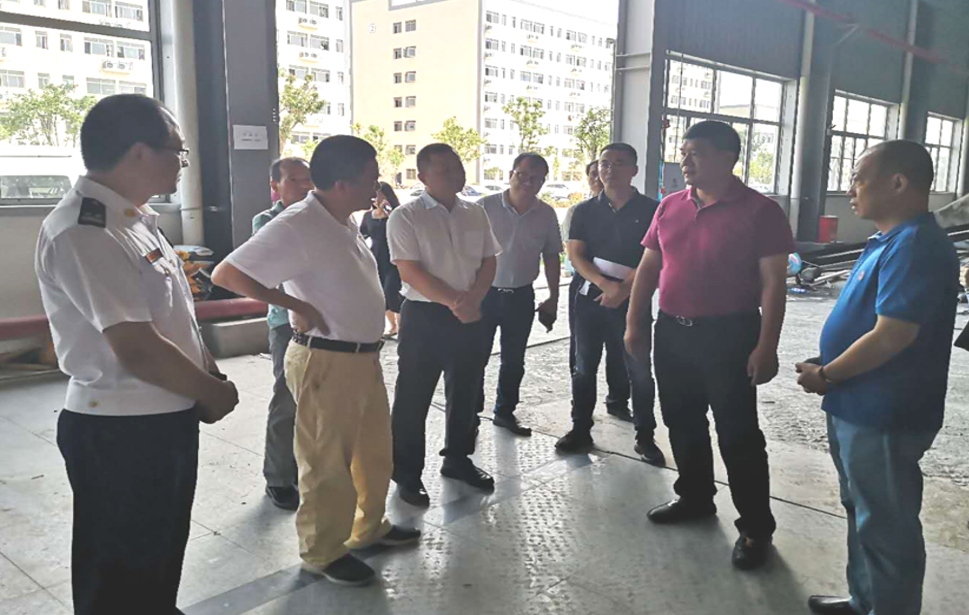 福清市常务副市长一行向导 莅临南宫NG28新质料科技工业园调研指导